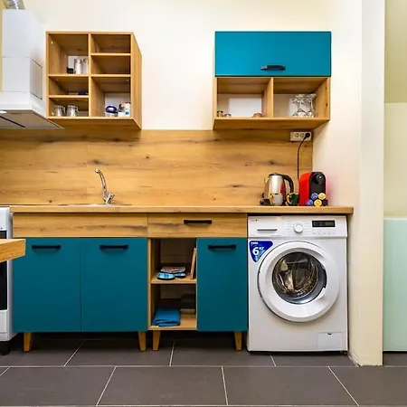 Modern 1br With Private Garden Center Apartament Płowdiw