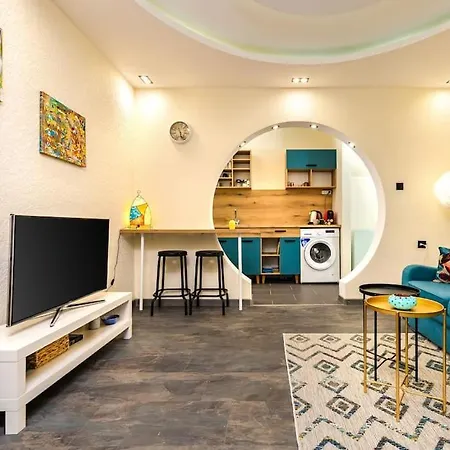 Apartament Modern 1br With Private Garden Center Płowdiw